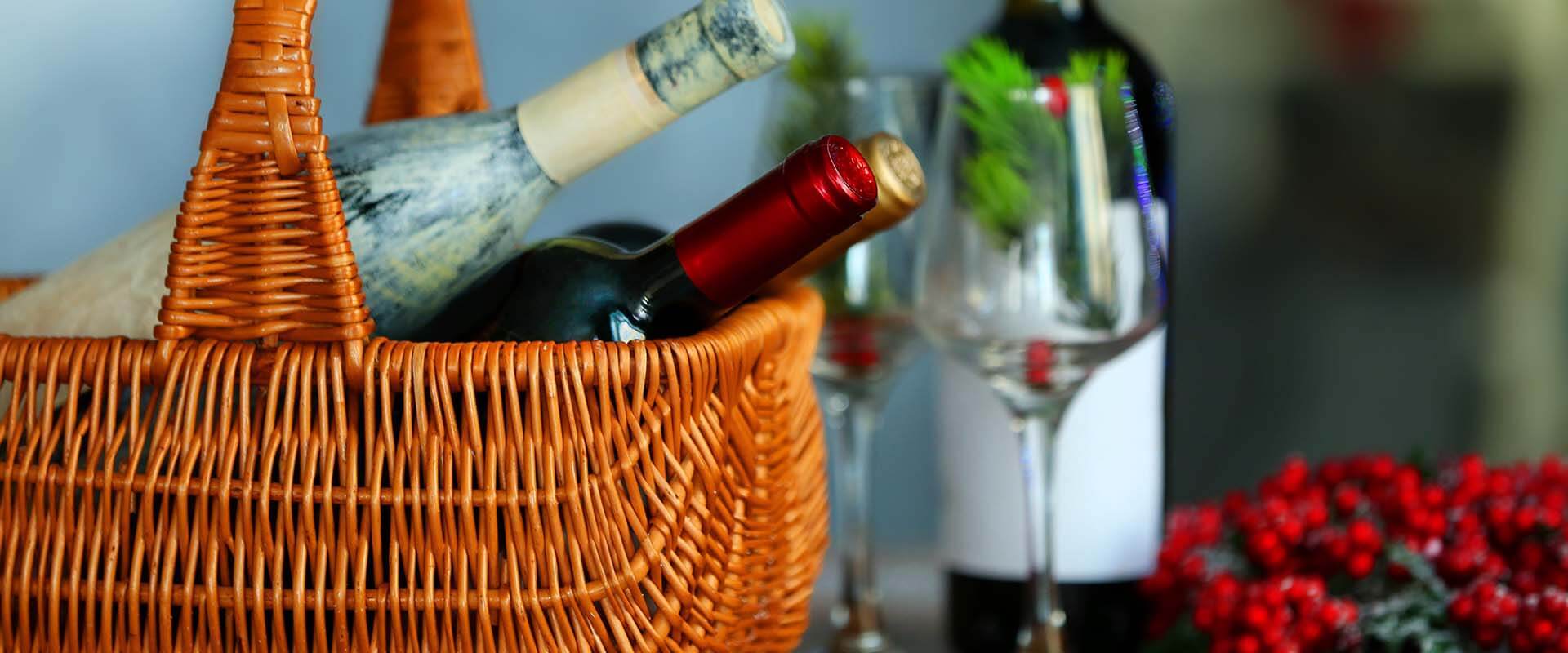 Christmas Gift Baskets with Wine - Gift Baskets Delivery