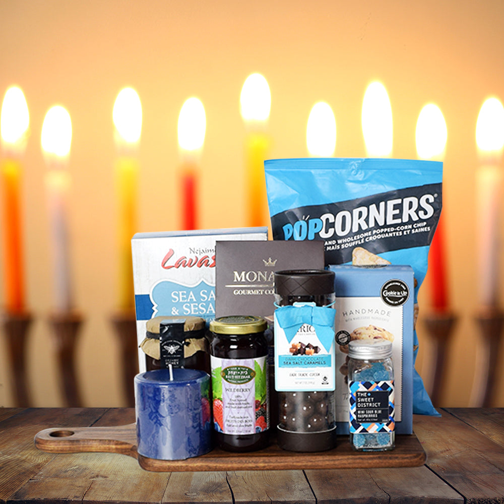 Gourmet Snacking Gift Basket - Gift Baskets Delivery