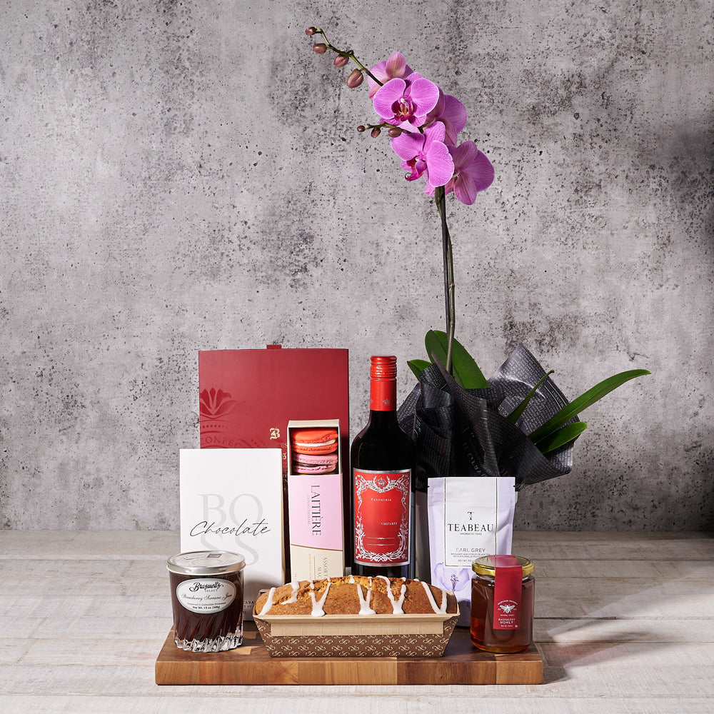 Spectacular Gourmet Treats & Wine Set - Gift Baskets Delivery